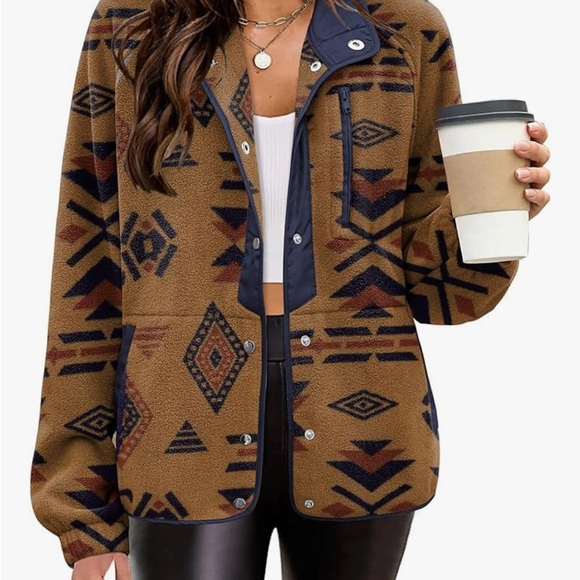 Aztec Pattern Fleece Jacket XL - Picture 4 of 5
